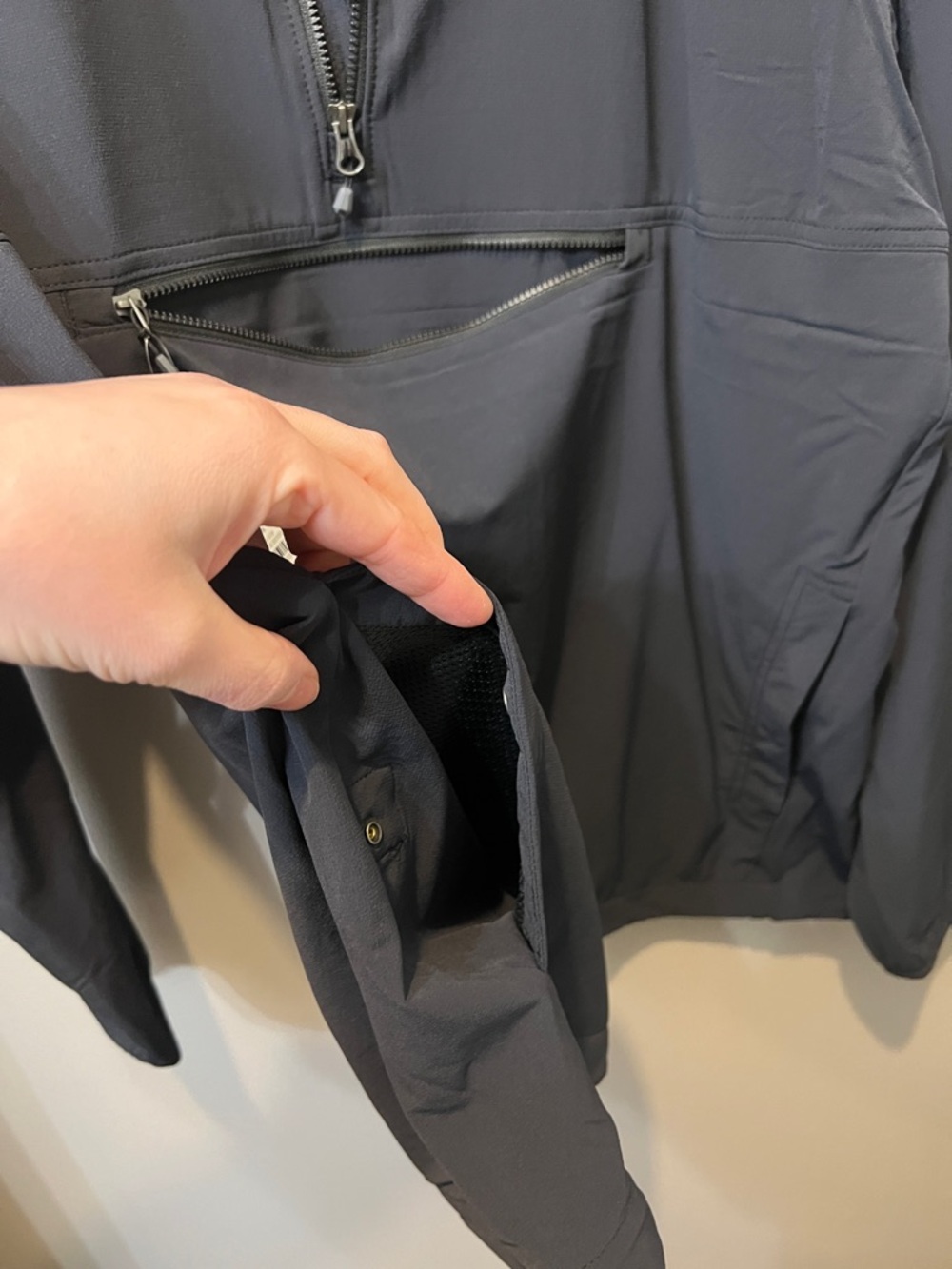 ๐ NWT Outdoor Research Ferrosi Anorak 1/2 Zip Black Sz Large / Gorpcore / Unisex - Picture 8 of 11
